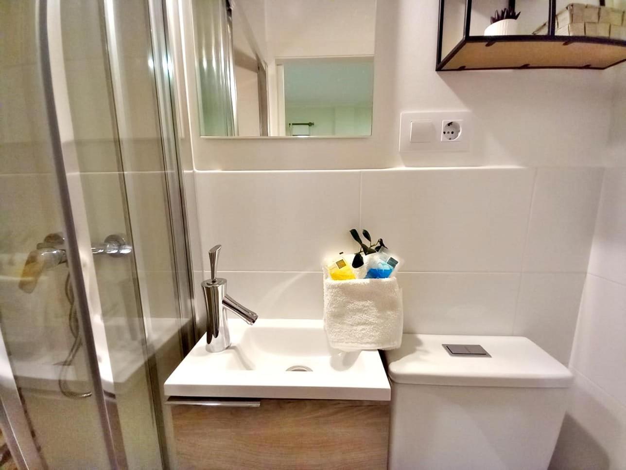 Holibai, Rulina , Single Private Ensuite, バイヨーナ エクステリア 写真